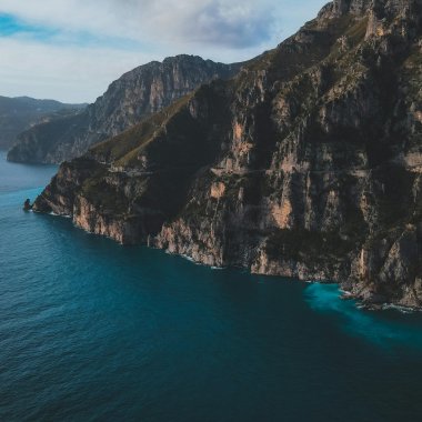 Tierra de las Sirenas:Partenope, Leucosia,Molpé